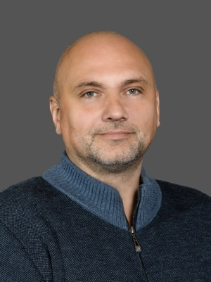 Алексей Титов
