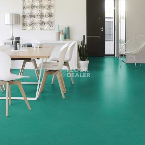 Gerflor Taralay Initial Compact (Plain & allover look) 0965 Miami Foret фото 2 | FLOORDEALER