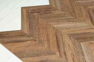 Кварцвиниловые полы Vinilam Parquet Chevron 2.5мм RI153610CL4 Шеврон Нормандия фото  | FLOORDEALER