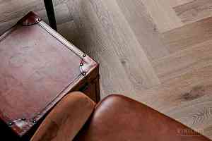 Кварцвиниловые полы Vinilam Parquet Herringbone Glue 2.5мм IS11199 Паркет Венецианский Glue фото  | FLOORDEALER